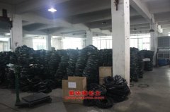 宇通YTZ5121JGKB高空作業車用的康明斯ISDe180 40發動機的修理及配件