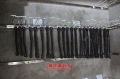 福田BJ5258VLPJB-1平板運(yùn)輸車用的濰柴WP10.270E32發(fā)動機(jī)的保養(yǎng)及配件