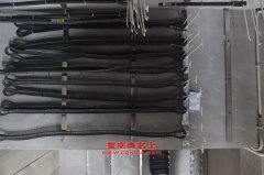 華神DFD5312GFL粉粒物料運(yùn)輸車用的康明斯L290 30發(fā)動機(jī)的配件及維修