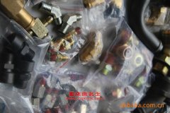 福沃TAS5250GFL粉粒物料運輸車用的康明斯C230 20發動機的配件及維修